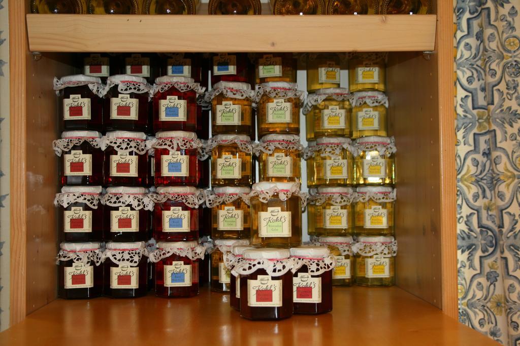 Weingut & Gaestehaus Stephan Kohl Neumagen-Dhron Zewnętrze zdjęcie